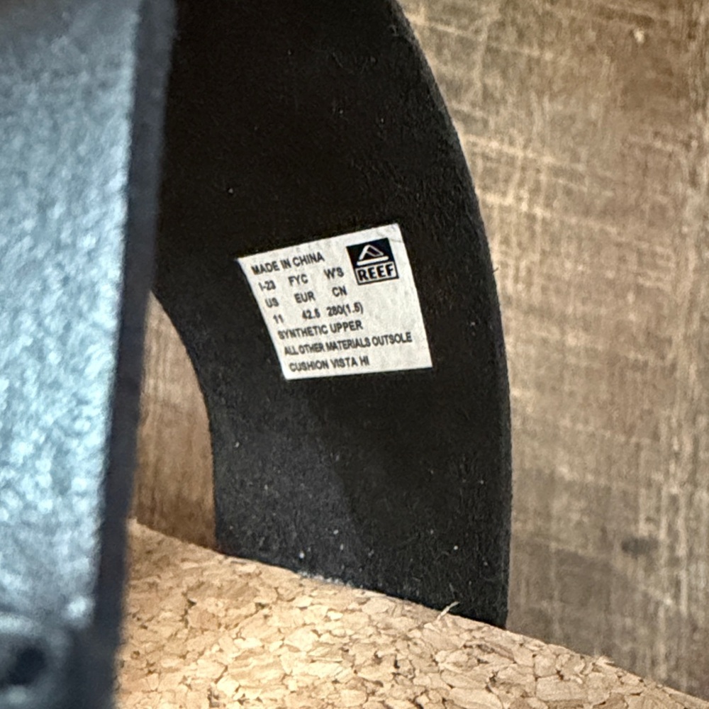 Black Reef Ladies Cushion Vista Hi Sandal (Size 11) - Picture 10 of 10